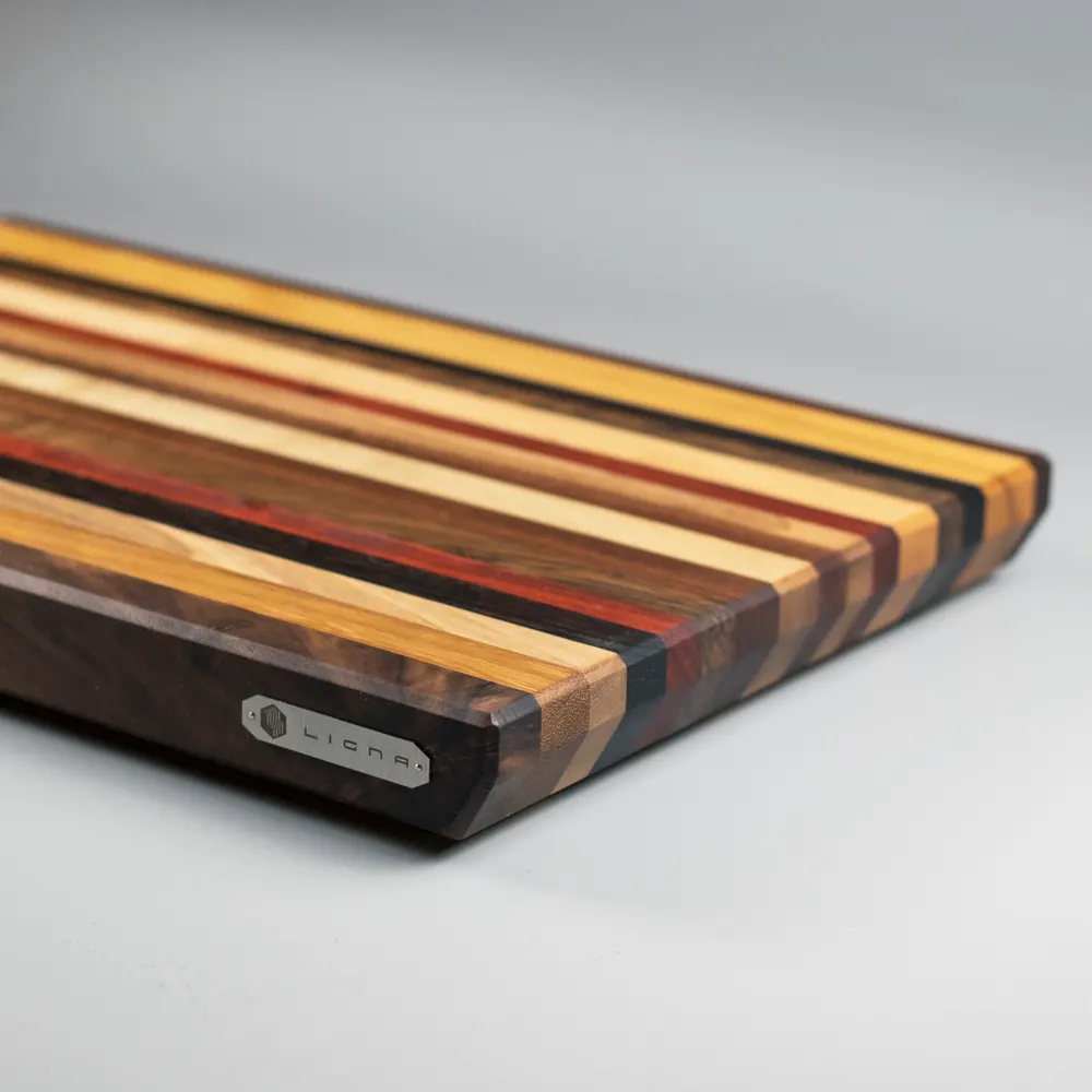 taula de tallar a veta multicolor